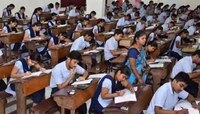 बारावीचे पेपर नक्की कोणी काढले?, इंग्रजी पेपरनंतर आता हिंदीच्या प्रश्नपत्रिकेत 'ही' 