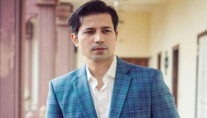 S*X Education चा क्लास सुरू असताना शिक्षक 10 मिनिटं उभे राहिले आणि नंतर ...अभिनेत्यानं केला मोठा खुलासा