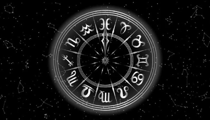 Horoscope 26 February 2023 : &#039;या&#039; राशीच्या व्यक्तींनी आज गुंतवणुकीच्या बाबतीत जोखीम घेऊ नये!