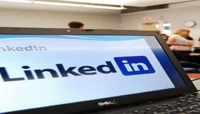 LinkedIn वर नोकरी शोधताय? बातमी वाचा नाहीतर येईल पश्चातापाची वेळ 