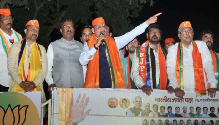 Pune Bypoll Election Result: मोठी बातमी! मतमोजणीच्या पूर्वसंध्येला फडणवीसांविरोधात तक्रार; थेट मुख्य निवडणूक आयुक्तांकडे गेलं प्रकरण