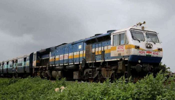 Train Cancelled List Today: रेल्वे प्रवाशांसाठी महत्त्वाची बातमी! 250 गाड्या रद्द, पाहा संपूर्ण यादी