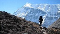 Trekking News : ट्रेकिंग करणाऱ्यांच्या पायात बेड्या; नव्या नियमामुळे अनेकजण पेचात