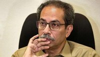 ठाकरे गटाला आणखी एक धक्का! उद्धव ठाकरेंच्या जवळचा मोठा नेता शिंदे गटात