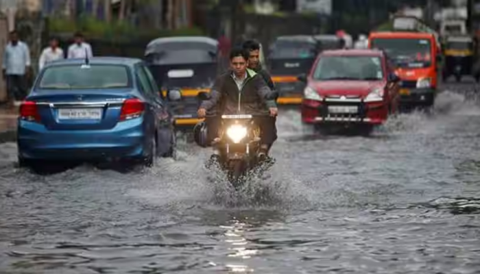 Pune Rain News: पुण्यात विजांच्या कडकडाटासह अवकाळी पावसाची हजेरी, राज्यातील 'या' भागांना अलर्ट जारी!