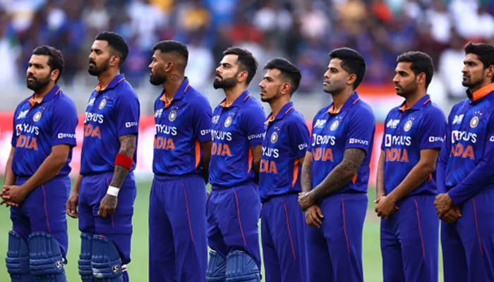 IND vs AUS ODI: रोहित शर्मानंतर टीम इंडियाला अजून एक धक्का; 'हा' धडाकेबाज क्रिकेटपटू सीरिजमधून OUT