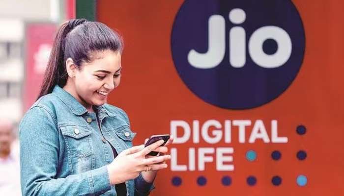 मोबाईलवर लुटा  IPL चा आनंद, Jio ने आणलेत 3 जबरदस्त प्लान; कमी किमतीत डेली 3GB डेटा आणि सर्वकाही