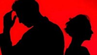 फसला! परवानगीशिवाय Ex Girlfriend चा आवाज वापरल्यामुळं लोकप्रिय गायकाला 330 कोटींचा फ