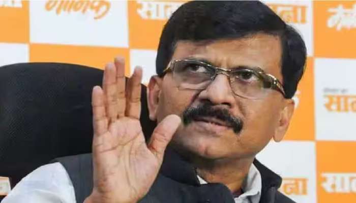 डॉ. मिंधे सावरकरांच्या यात्रेत गुळगुळीत दाढी करून फिरणार का? संजय राऊत यांची खोचक टीका