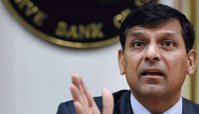 RBI चे माजी गव्हर्नर रघुराम राजन यांचा इशारा! &#039;या&#039; संकटाची व्यक्त केली चिंता