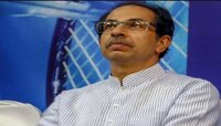 चंद्रकांत पाटील यांची हकालपट्टी करा, अथवा मुख्यमंत्र्यांनी राजीनामा द्यावा - ठाकरे