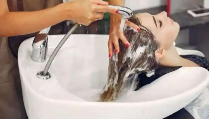  Hair Care Tips: महिलांनी उन्हाळ्यात आठवड्यातून किती वेळा केस धुवावेत?