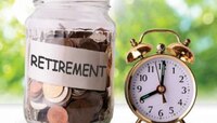 Retirement नंतर पेन्शनची चिंता? 'या' स्किम्समधून मिळेल जबरदस्त फायदा