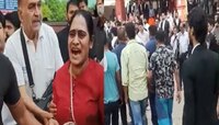 दिल्लीच्या साकेत कोर्टात गोळीबाराचा थरार, आरोपीची महिलेवर फायरिंग