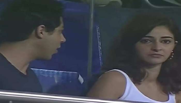 Aryan Khan आणि अनन्या पांडेचा 'हा' व्हिडीओ पाहून नेटकरी आवाक! किंग खानच्या मुलाला पहिल्यांदा हसताना पाहून म्हणाले...