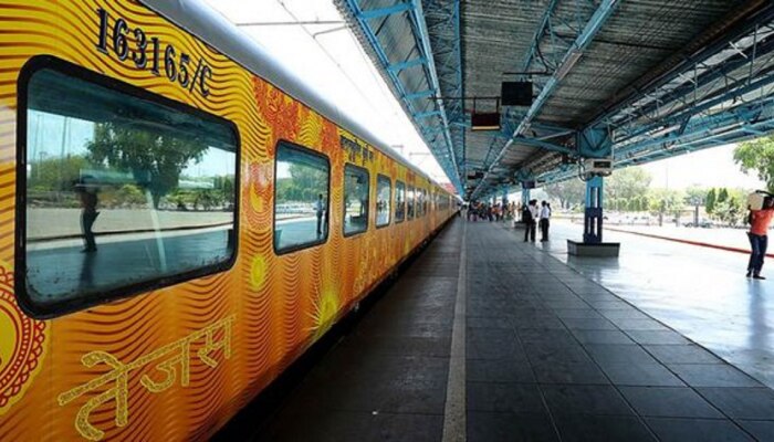 Indian Railway कडून प्रवाशांसाठी अवघ्या 25 रुपयांत Top class सुविधा, पाहा कसा घ्याल फायदा 