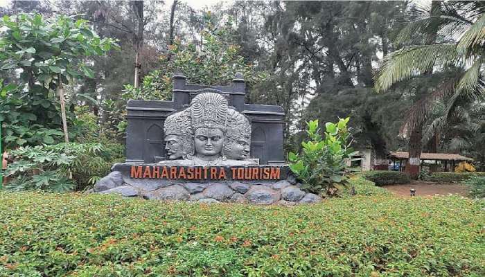 महाराष्ट्र पर्यटन विकास महामंडळ मार्फत 75  टुर पॅकेज;  महाराष्ट्र दिनी शुभारंभ
