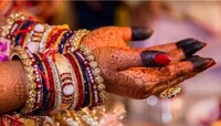 लग्नाची वरात येण्याआधीच झाला जोरदार स्फोट.... मुलीची आई अन् काकीचा झाला कोळसा