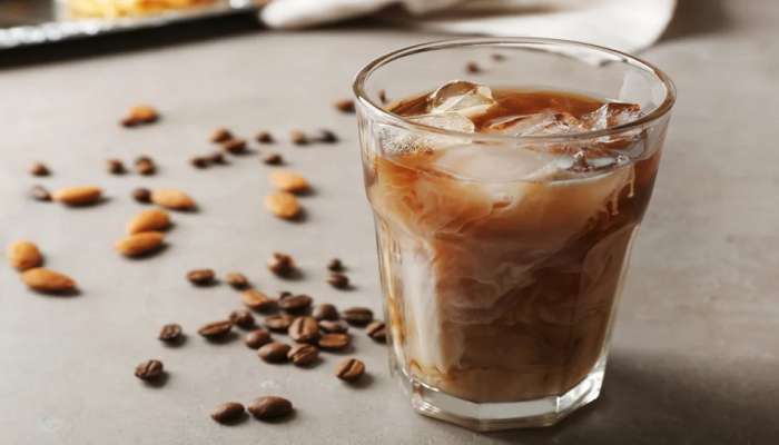 तुम्हाला Cold Coffee पिण्याची आवड आहे का? जाणून घ्या तोटे