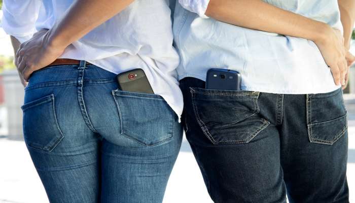 महिलांच्या पॅन्टचे खिसे लहान का असतात? कारण आहे खूपच रंजक, जाणून घ्या