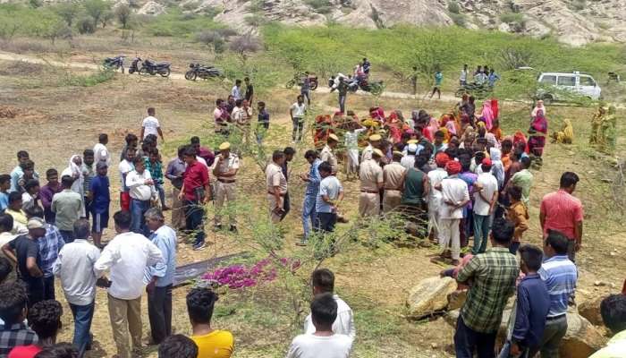 दगडाने ठेचून महिलेची हत्या, नंतर ओरबाडून खाल्लं चेहऱ्यावरील मांस; किळसवाणा प्रकार पाहून ग्रामस्थांसह पोलीसही हादरले