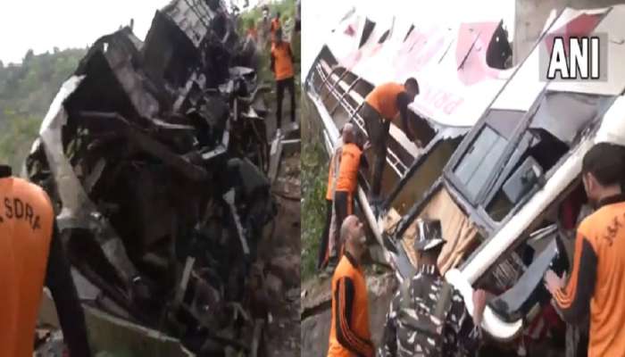 Bus Accident : बस पुलावरुन कोसळून भीषण अपघात, 10 जणांचा मृत्यू 