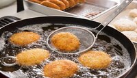 Kitchen Tips : तळणीच्या तेलाचा वापर पुन्हा करताय का? मग वाचा ही बातमी!