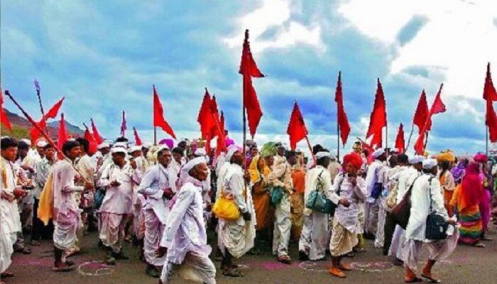 पंढरीच्या वारकऱ्यांसाठी आनंदाची बातमी, मुख्यमंत्र्यांनी केली मोठी घोषणा