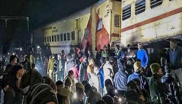 ओडिशा रेल्वे अपघातात 50 प्रवाशांचा मृत्यू, 350 जखमी... अपघाताचे थरकाप उडवणारे फोटो 
