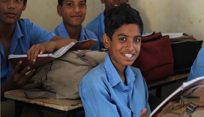 School Uniform : मोफत गणवेशाबाबत राज्य सरकारचा यू टर्न? ही जबाबदारी आता... 