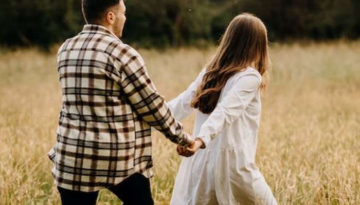 Marriage Viral News : माझ्या नवऱ्याची बायको ! जेव्हा, तिनं त्याच्यासोबत दुसरीला पाहिलं, पुढं असं काही घडलं की...