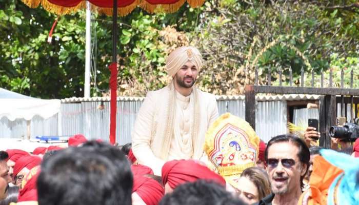 सनी देओलच्या मुलाच्या लग्नातील फोटो आले समोर! फारच सुंदर दिसतायेत Karan Deol - Disha Acharya