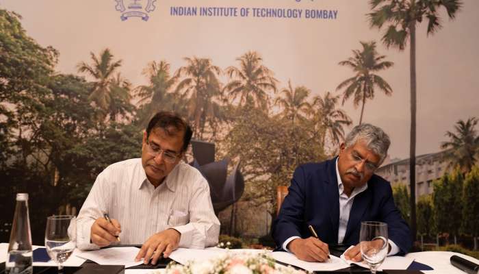 Infosys फाऊंडरने IIT मुंबईला दान केले 315 कोटी; पास होऊन 50 वर्ष पूर्ण झाल्याच्या निमित्ताने अनोखी भेट
