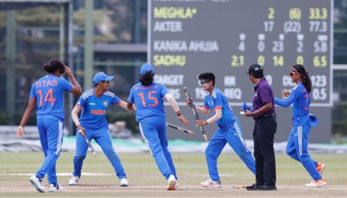 Asia Cup : अखेर टीम इंडियाने जिंकला आशिया कप; फायनलमध्ये बांग्लादेशाचा उडवला धुव्वा