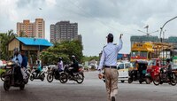 18 वर्षाखाली मुलांना गाडी चालवायला देताय? थांबा... RTO करणार कठोर कारवाई