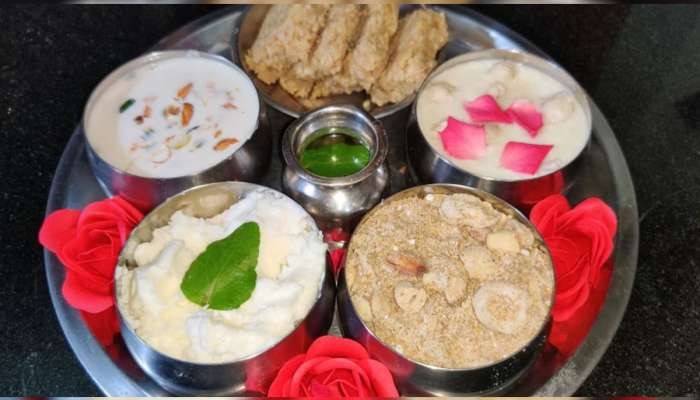 तुम्ही देवाला दाखवलेला प्रसाद तेथेच ठेवता का? नैवद्य दाखविण्याचे 'हे' नियम जाणून घ्या
