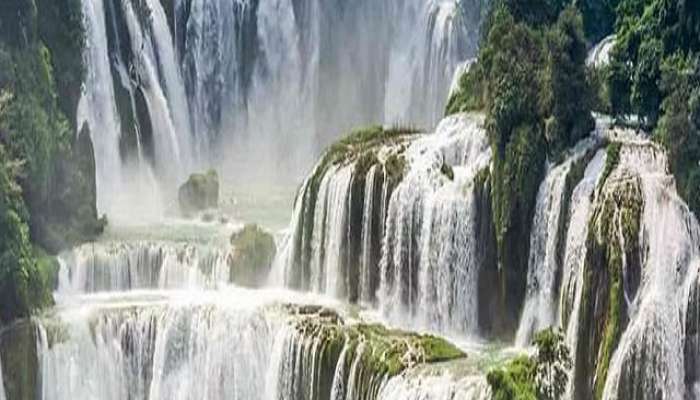 Top 10 famous waterfalls to visit in monsoon in kokan maharashtra in marathi
