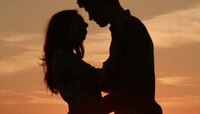 पतीचे बाहेर अफेअर असल्याचा संशय; नंतर नवऱ्याचे सत्य समोर येताच पत्नीला अश्रू अनावर