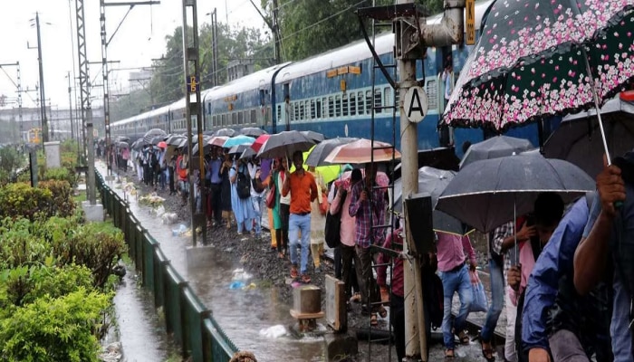 Mumbai Rain : मुसळधार पावसामुळं &#039;या&#039; ट्रेन रद्द; आताच पाहा सविस्तर यादी 