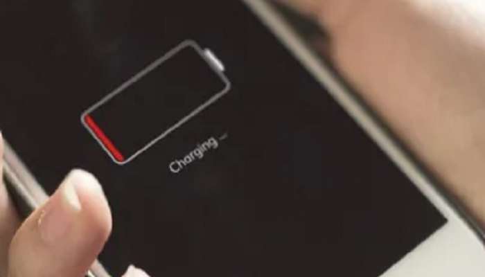 स्मार्टफोनच्या बॅटरीचा स्फोट का होतो? चार्जिंग करताना &#039;या&#039; चुका चुकूनही करु नका 