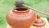 अनेक रोगांवर रामबाण उपाय आहे माठातील पाणी; पण 'असा' करा वापर!