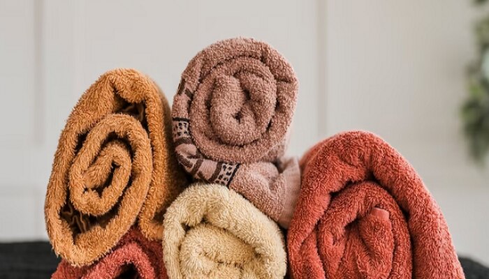 towel, towel rack, towel warmer, towel set, towel hygiene, air towel hygiene systems, are roller towels hygienic, is sharing towels unhygienic, is it ok to share towels, how to maintain towel hygiene at home, health news, health updates, news, Marathi news 