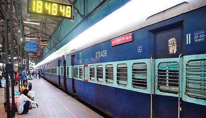 आता तिकीट असेल तरी Indian Railway तुमच्याकडून घेणार दंड; नवा नियम व्यवस्थित वाचा 