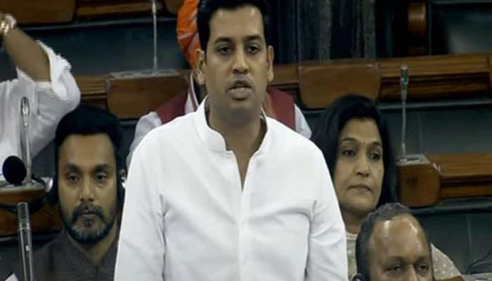 श्रीकांत शिंदे संसदेत अचनाक हनुमान चालीसा का बोलू लागले? जाणून घ्या 