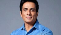 सोनू सूद पुन्हा चर्चेत, अभिनेत्याने फेडलं ६५ वर्षीय व्यक्तीचं तब्बल इतकं कर्ज 