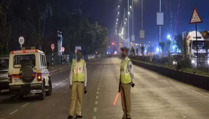 दुचाकीस्वाराची कवटी फोडल्याप्रकरणी वाहतूक पोलिसावर गुन्हा दाखल; मुंबईतील धक्कादायक प्रकार