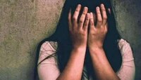 बॉलिवूडमध्ये झळकण्याची जिद्द ठरली जीवघेणी; मुंबईतील तरुणीसोबत घडला अमानुष प्रकार