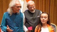 मधुबन में राधिका नाचे रे...! चिमुकलीचा सुरेख आवाज ऐकून मोदीही झाले मंत्रमुग्ध; पाहा 