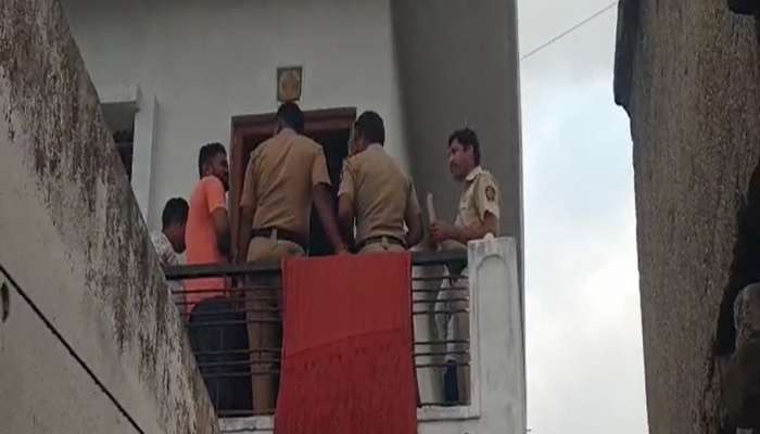 बँक कर्मचाऱ्याच्या घरात भयानक घटना, दोन वर्षांचा मुलगा बंदुकीच्या गोळीने जखमी, प्रकरणाच गुढ वाढलं