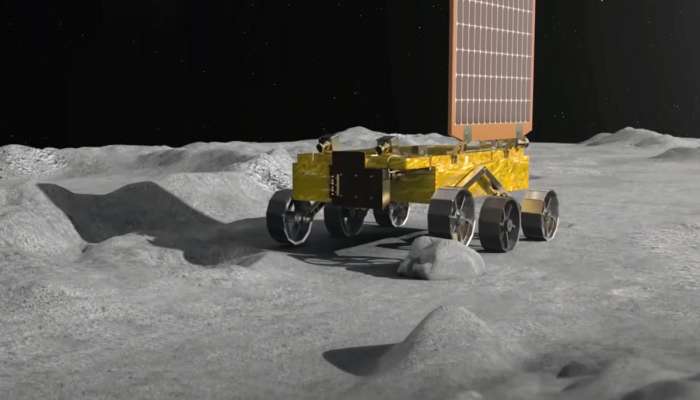 Chandrayaan-3: प्रज्ञान रोव्हर आताच्या क्षणी चंद्रावर काय करतोय? इस्रोने दिली अपडेट 